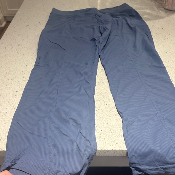 Lululemon Dance Studio Pants – Women’s Size 10 – Blue - Picture 6 of 9
